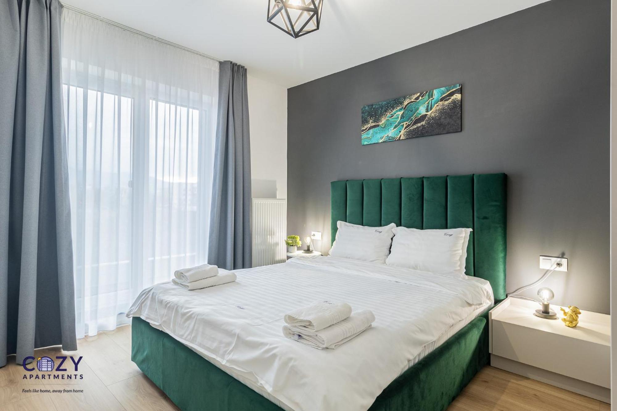 Luxury Residences & Suites In Central Brasov At Coresi Mall Exterior foto